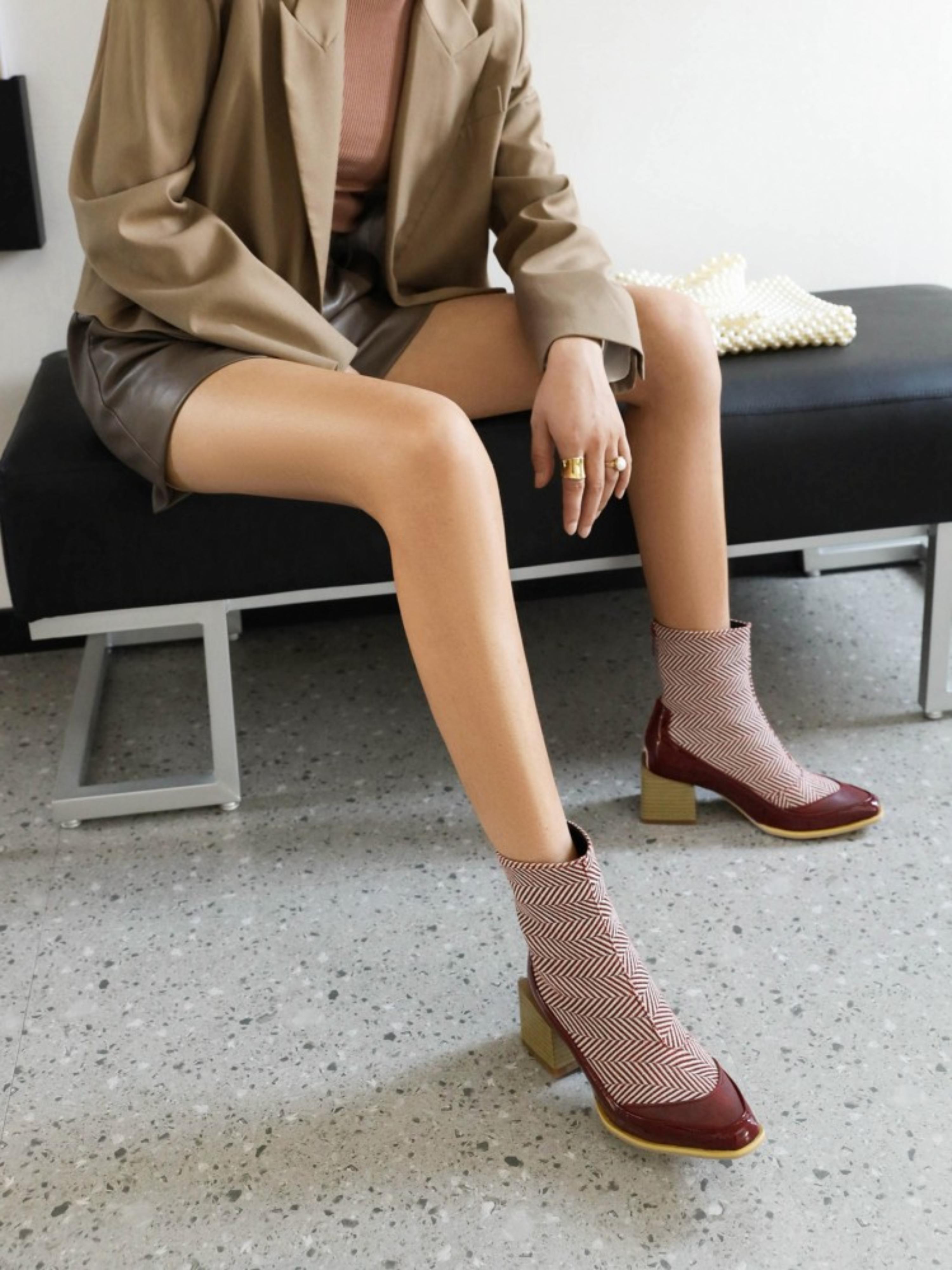Retro Burgundy Block Heel Ankle Boots with Back Zipper