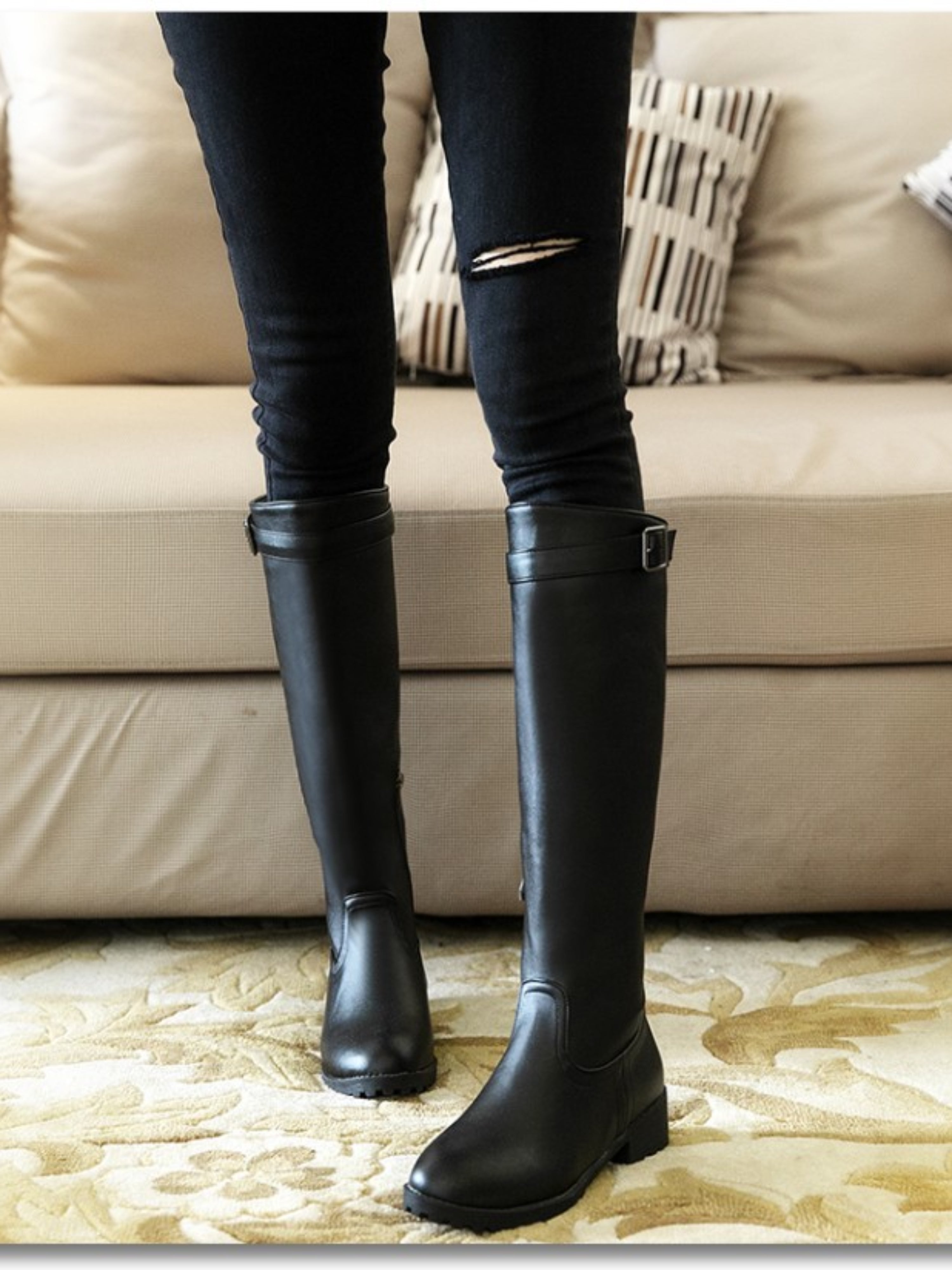 Fashion Black Low Heel Bukled Knee-High Boots for Women
