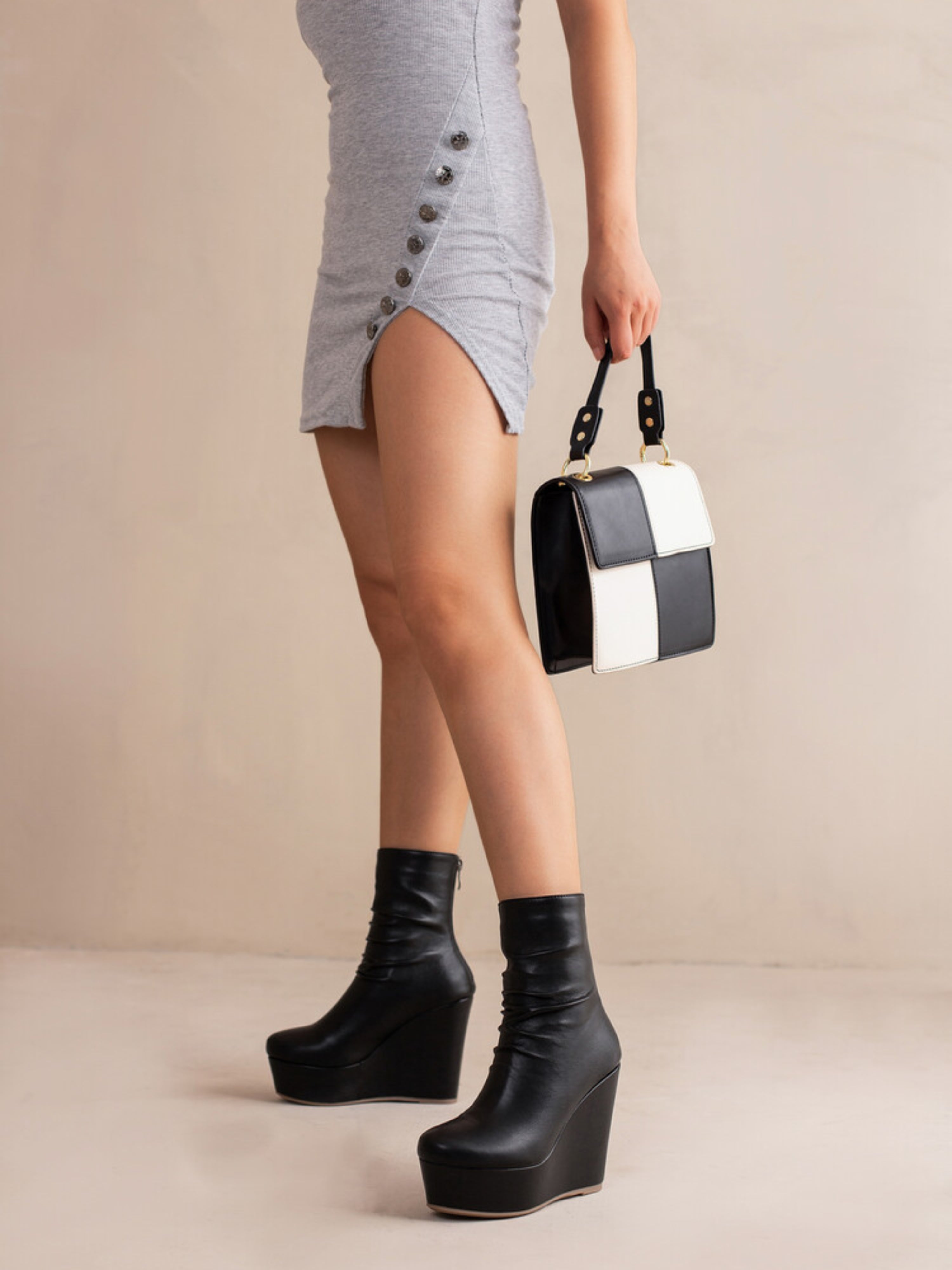 Black Round Toe Women's Ankle Boots